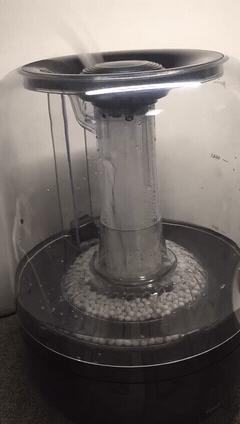 别人秋燥流鼻血，我在北方住雨林！亚都加湿器入手体验