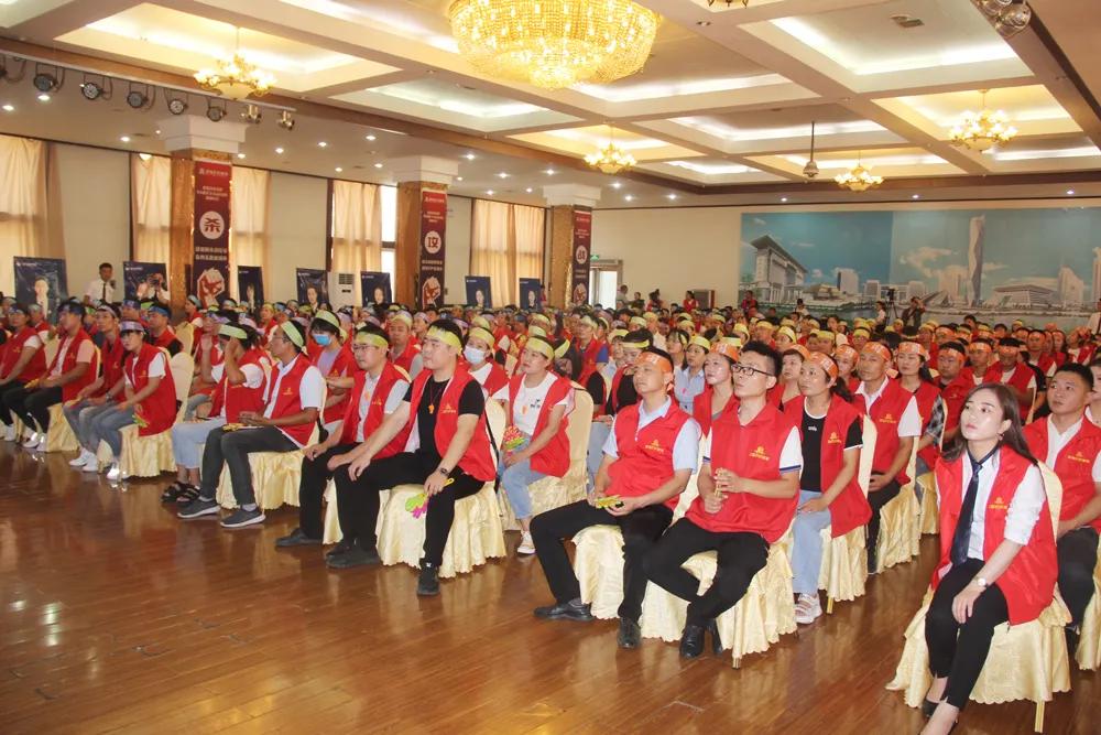 安阳欧蓓莎环球港「大惠天下轰动安阳」活动誓师大会圆满举行