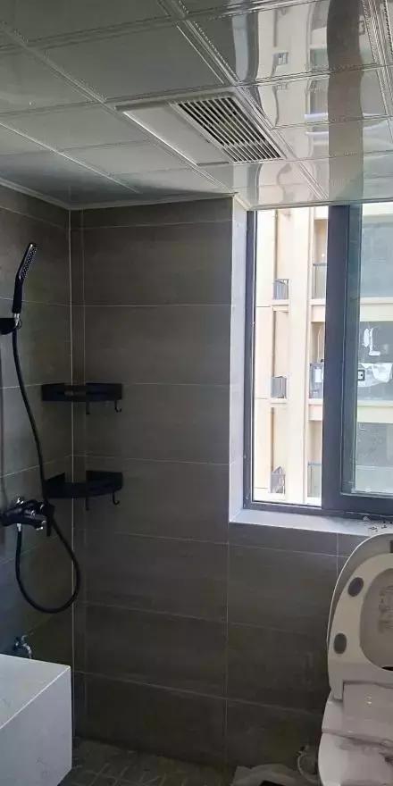 阳台装拖把池后悔吗,阳台装拖把池实用么