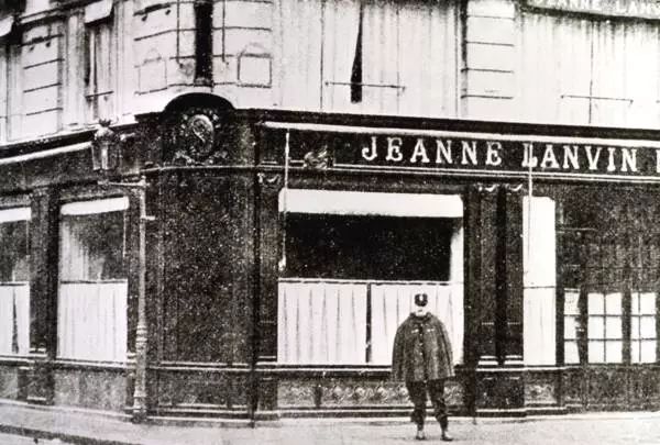 鐭冲ご濮愬勾杞荤殑鐓х墖,鐭冲ご濮愮┛鐨勫尅濞佸悧