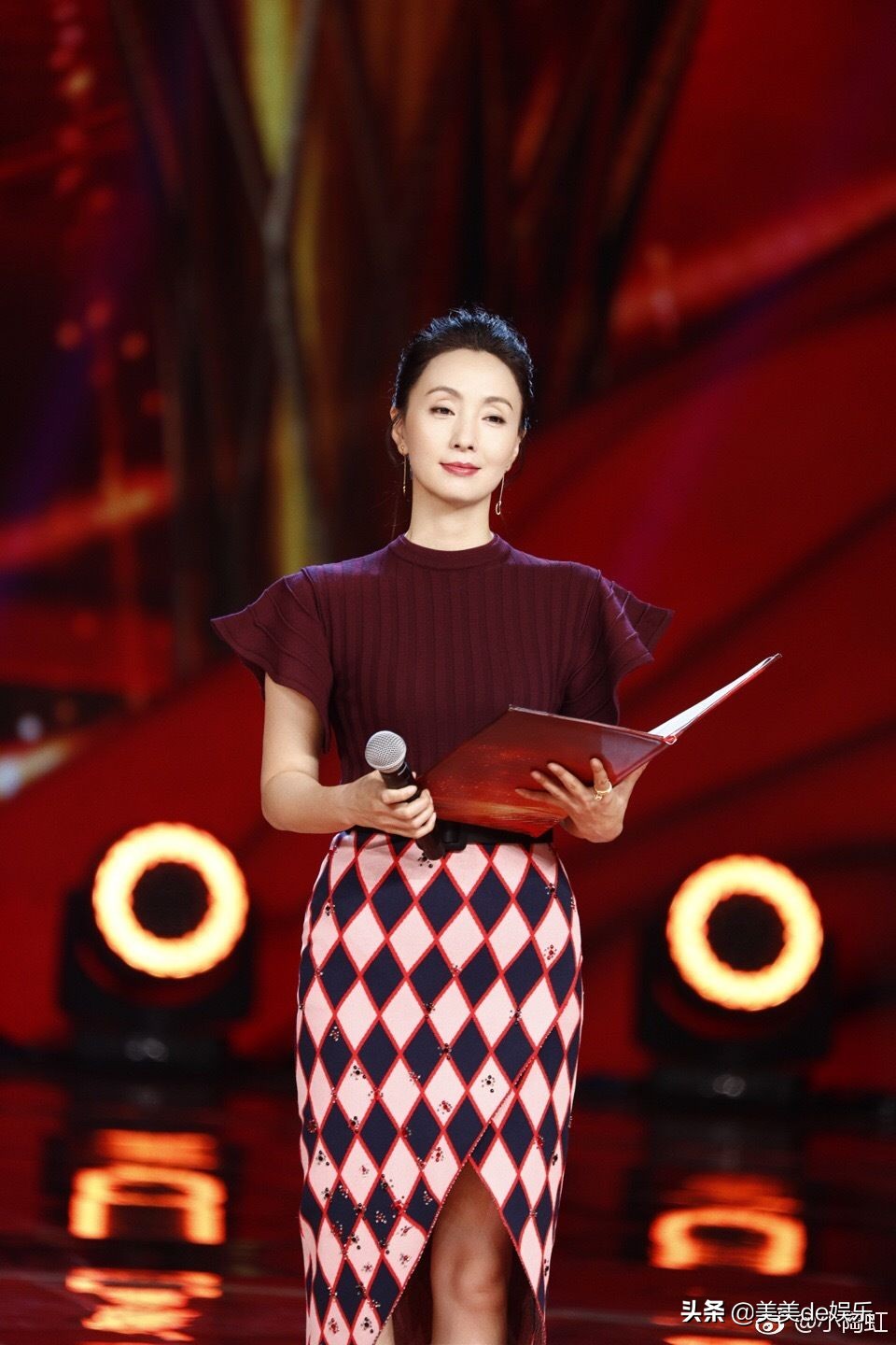 自曝是老公的备胎，正当红退圈，只想做家庭主妇？