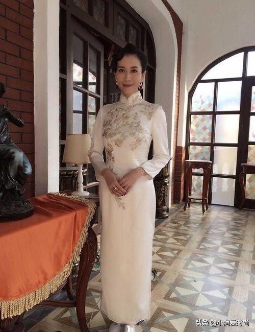 温峥嵘年轻穿搭,温峥嵘演的错爱一生