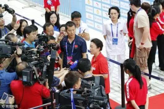 宁泽涛叶瑾关系,宁泽涛教练叶瑾