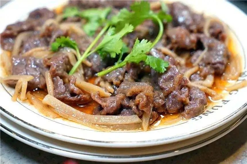 此“冲菜”，究竟是广东人最爱吃的咸菜，还是四川人的家常下饭菜？