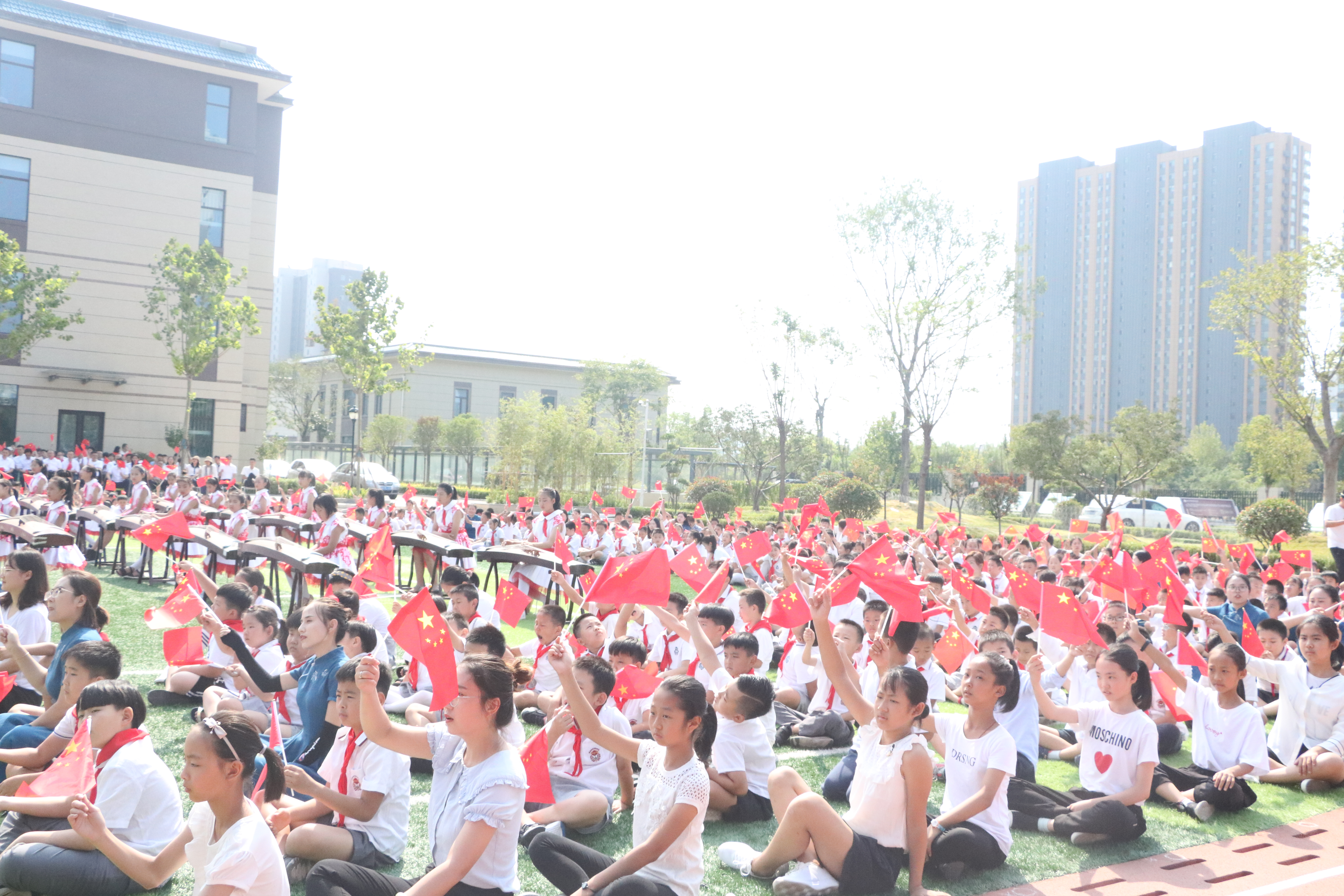 家国情、文明行、根脉传!潍坊高新金马公学举办不一样的开学典礼