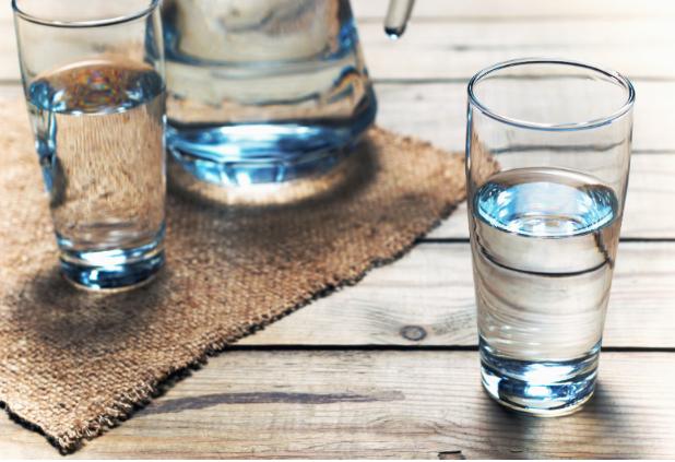 减肥不去健身房在家就能瘦,不节食运动量很大的女人