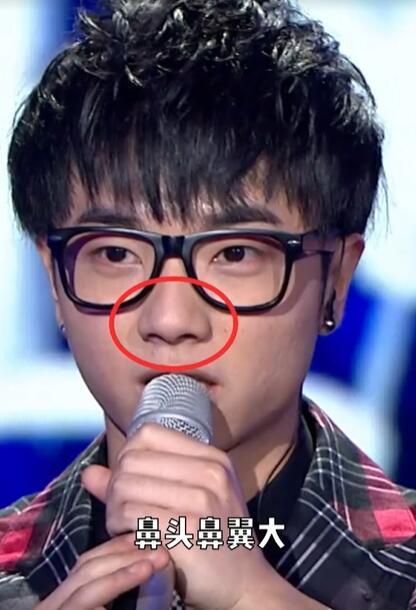 美妆网红晒华晨宇变脸过程质疑其做了3项整容手术，真的不怕被告