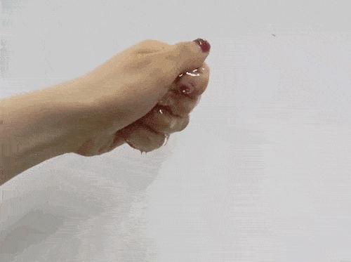 护肤品会搓泥是为什么,抹护肤品皮肤搓泥现象是什么原因