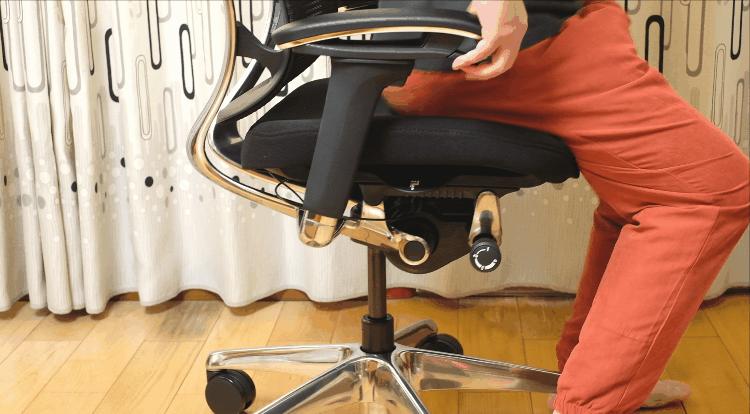 冈村电脑椅测评,冈村contessa一代和二代