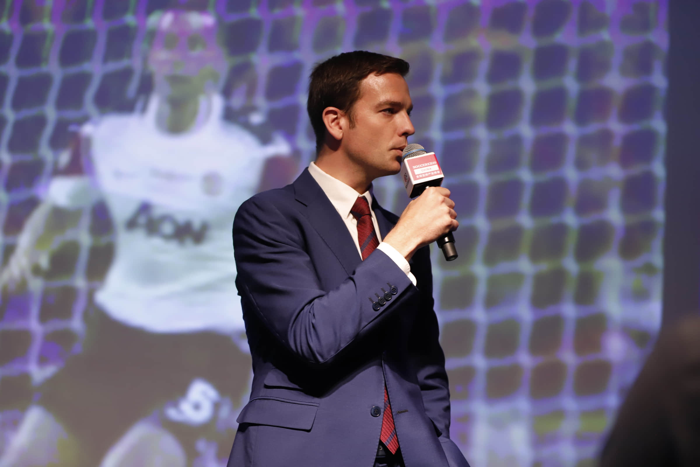 巴萨采访,巴萨球星个人专访