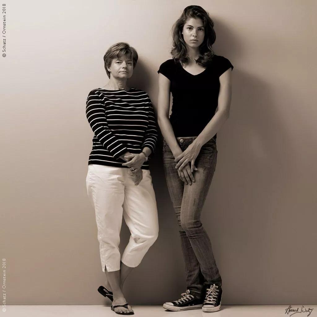 模特们啊~~妈妈的基因太强大，据说“女儿会偷走麻麻的美丽？