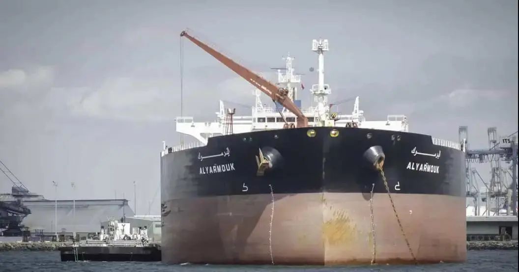 原油暴跌至负数怎么回事,原油宝买1万亏2.66亿是怎么算的