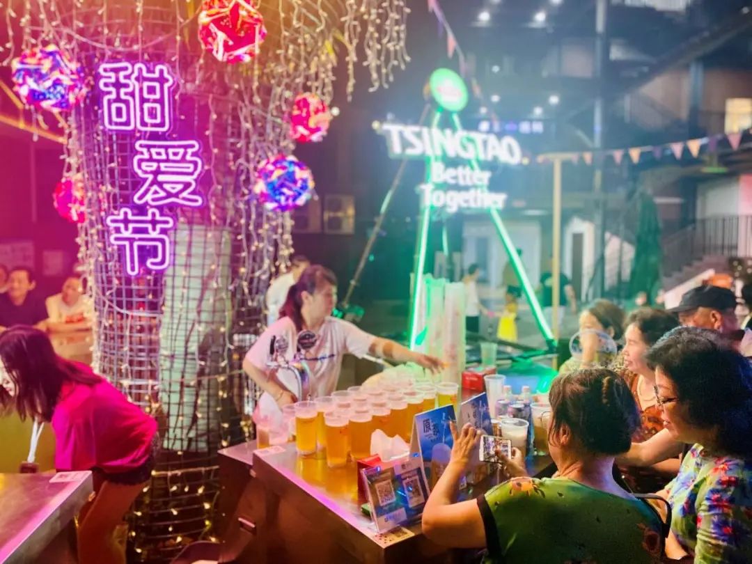 最美车站、漫天星河、情侣游戏...快去解锁这场七夕的专属甜蜜！