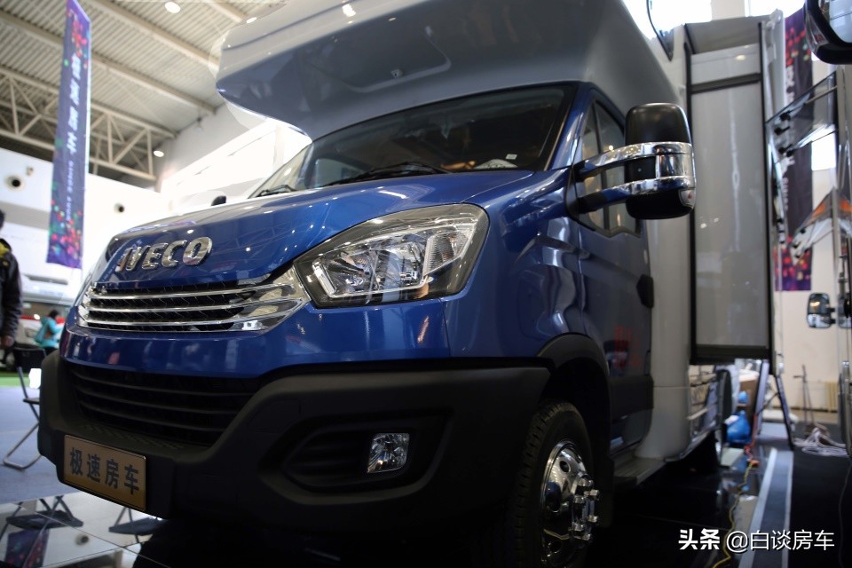 依维柯8at房车驾驶体验,最便宜依维柯8at房车