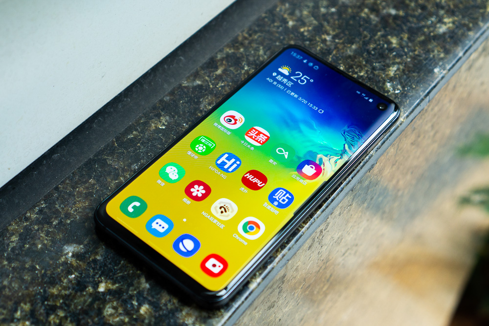 小屏手机三星s10e,三星s10e日常使用顺畅吗