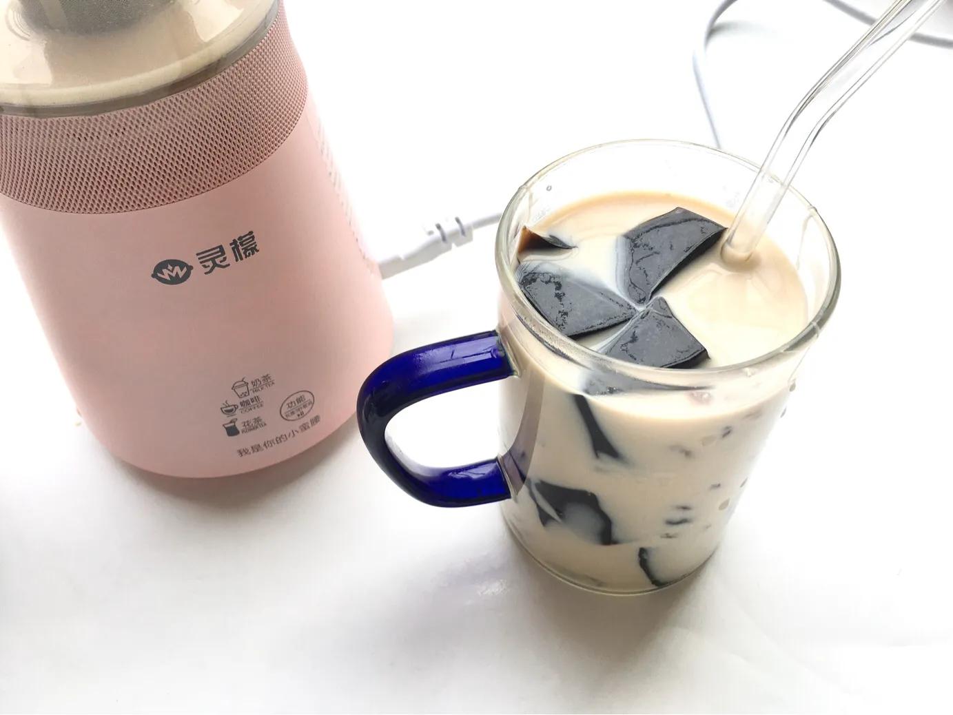 奶茶加什么添加剂变得更顺滑,奶茶里的香精怎么制作