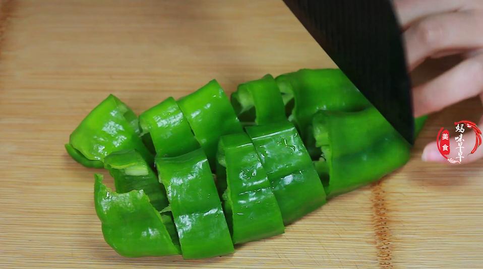 张文宏谈奥密克戎毒性,张文宏说奥密克戎感染后会咬人