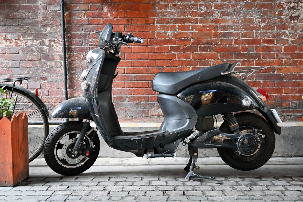 电动车电池低于10.5v就要报废吗,电动车报废电池怎么处理