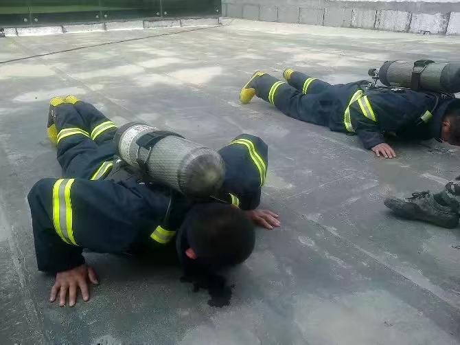 高级消防操作员有啥待遇,消防设施操作员中级待遇