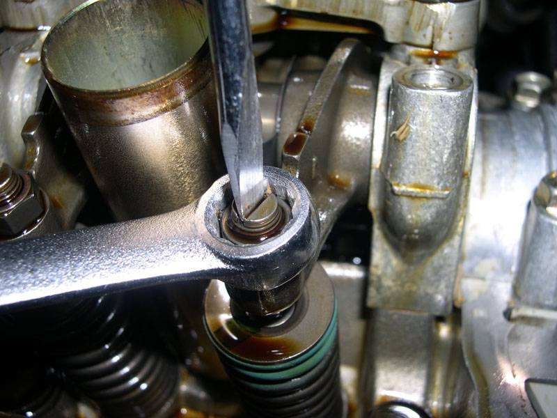 发动机气门间隙是用英制还公制,发动机气门间隙参数