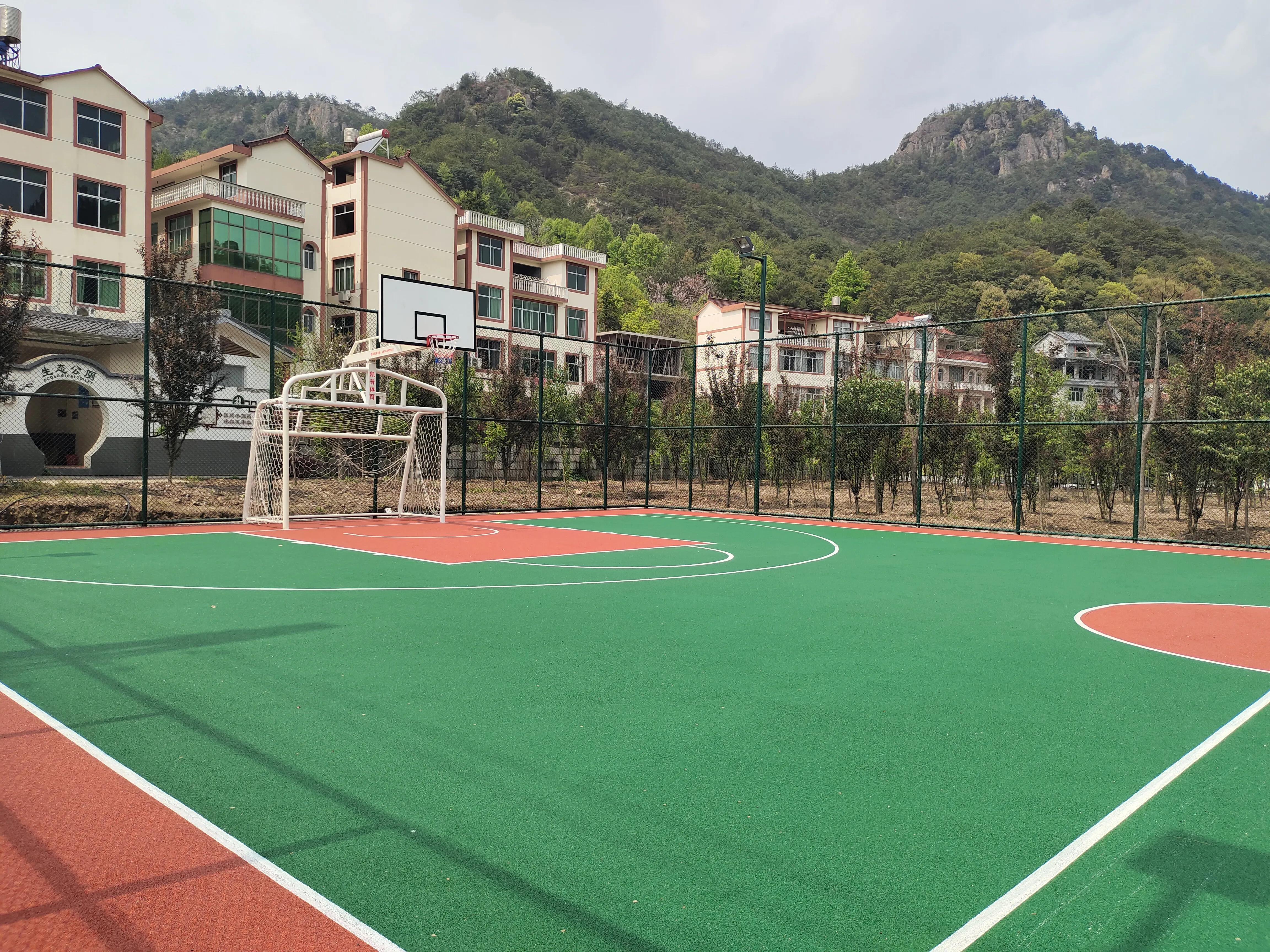 白岩寨公园篮球场,丽水白岩村跑道