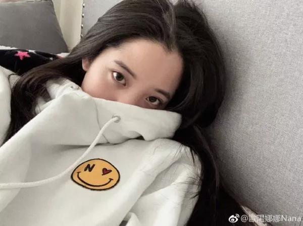 看欧阳娜娜的衣橱，意外发现每件都很值得买