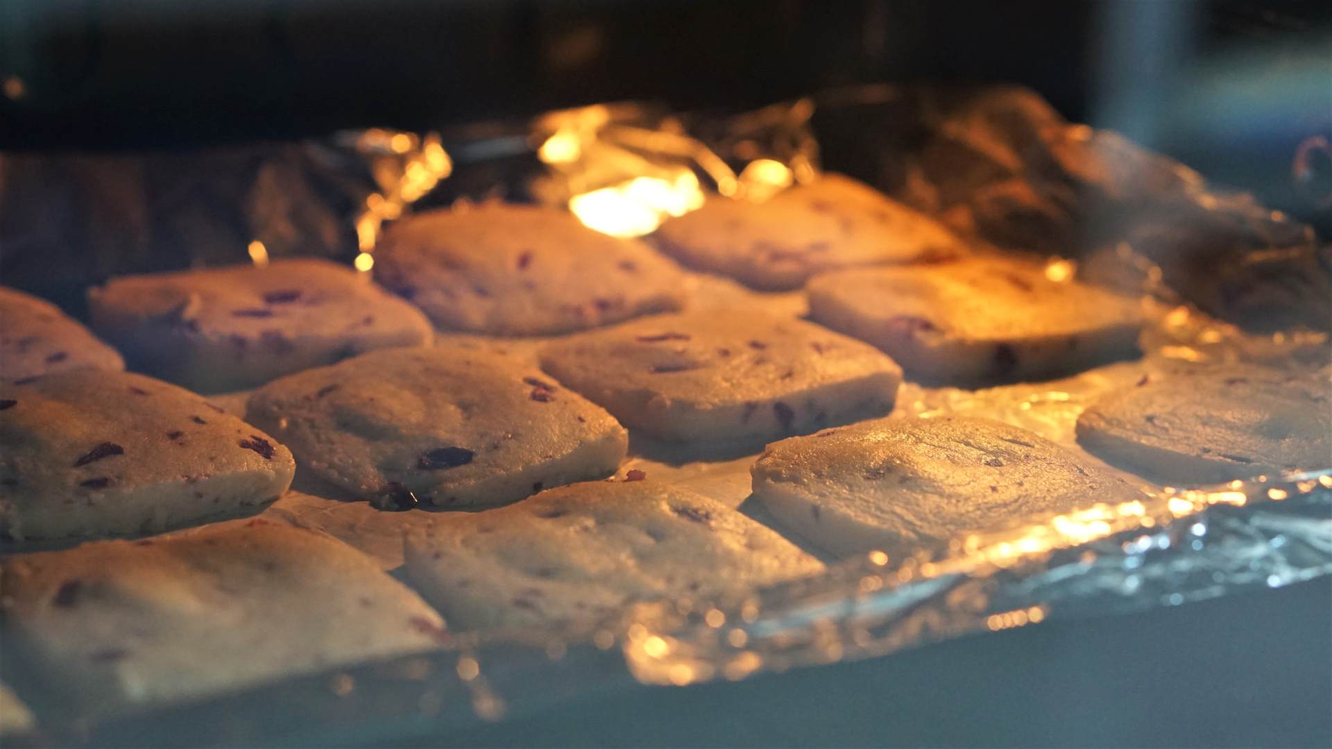 烘焙烤箱该如何选择,烘焙小白要准备哪些食材