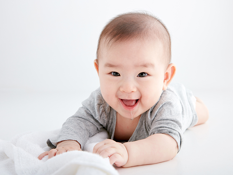 肌张力高的宝宝喝奶困难怎么办,宝宝喝奶呛到后不肯喝奶怎么办