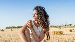 理性处理婚外情聪明女人靠这五步,已婚女人面对婚外情的感性理性