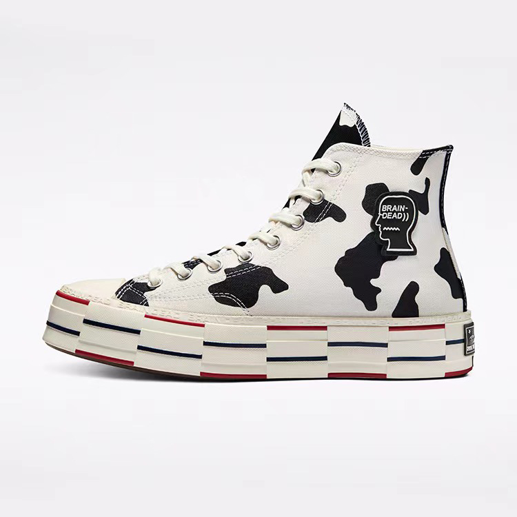 曾经的国民帆布鞋匡威怎么了？联名产品过度的潮流时尚你能接受吗