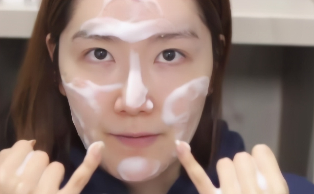 中年女人皮肤暗黄怎么调理,女人皮肤粗糙暗黄的原因是什么