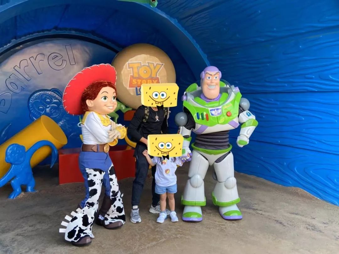 香港迪士尼有哪些项目值得玩,一天玩遍香港迪士尼所有项目