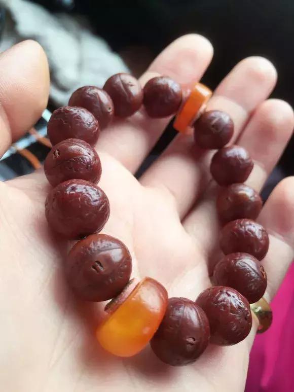 盘手串玩什么最好,什么手串盘对人最好