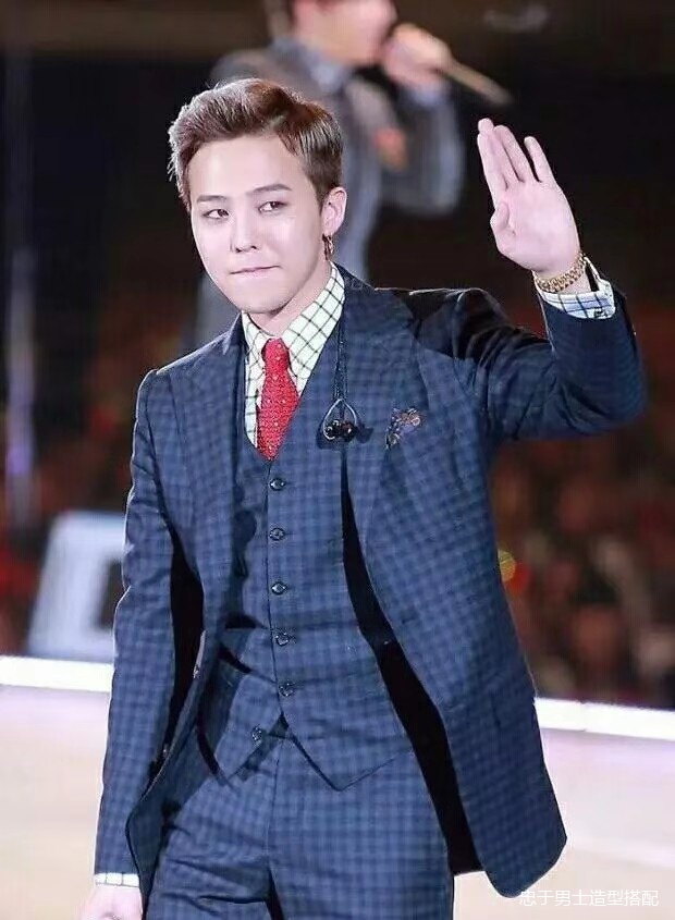 男士发质硬方便打理的发型,男士羊毛卷发型怎么打理