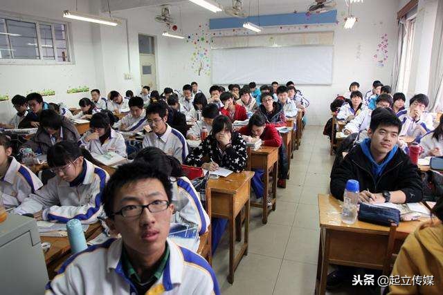 21岁还在高考压力得有多大,如何看待现在高中生压力大的问题
