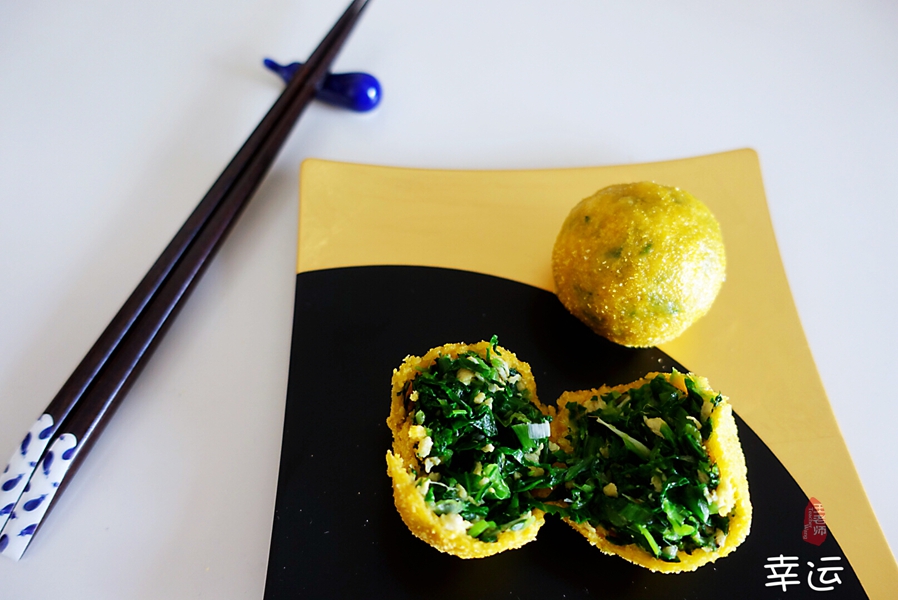 常吃玉米助消化!菜团子这么做,6分钟出锅,薄皮大馅特喧软