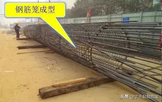 灌注桩钢筋笼卡住导管怎么办,打桩塌孔原因