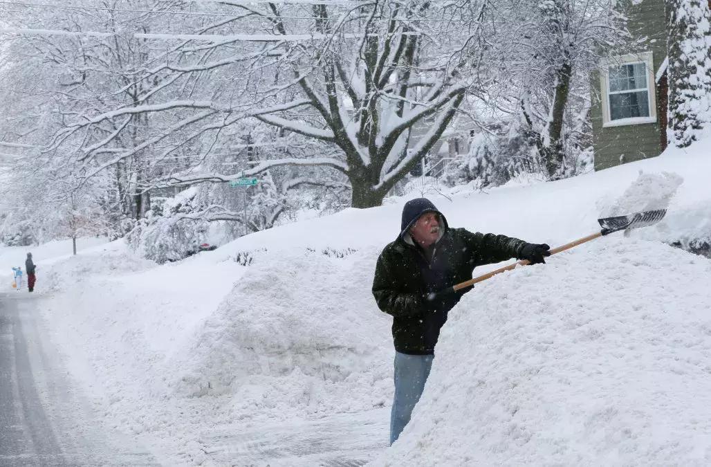 加拿大首都是哪个城市温哥华,加拿大温哥华与维多利亚哪个宜居