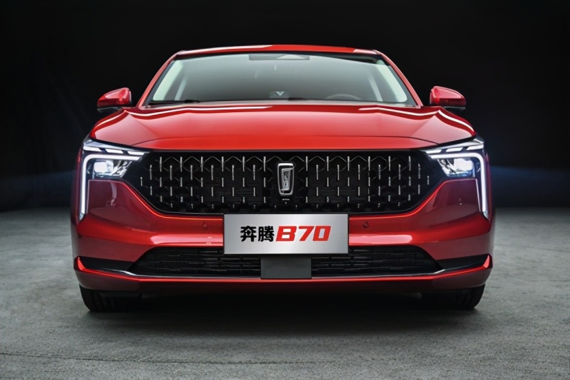 10万级奔腾b70国产家轿是什么水平,全新第三代奔腾b70交车