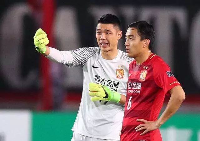 双雄传最新引援消息,沪上双雄再迎硬仗