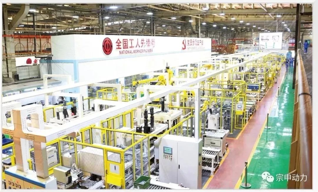 骑摩托去参加摩博会,赛科龙摩博会试驾视频