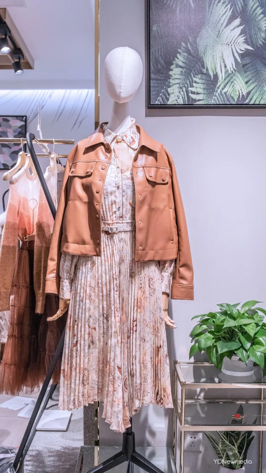 还有1天！光影奇遇坊、兔女郎快闪…齐现银泰创意城！折扣享不停