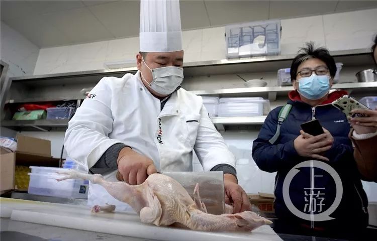 重庆，求求你别在寂寞无声