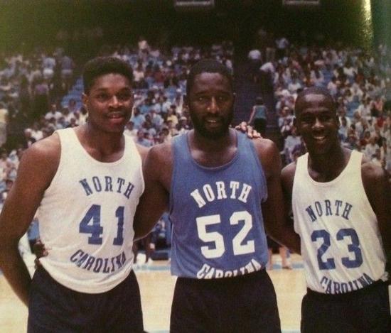 nba经典时刻滑翔机,最强nba乔丹滑翔机