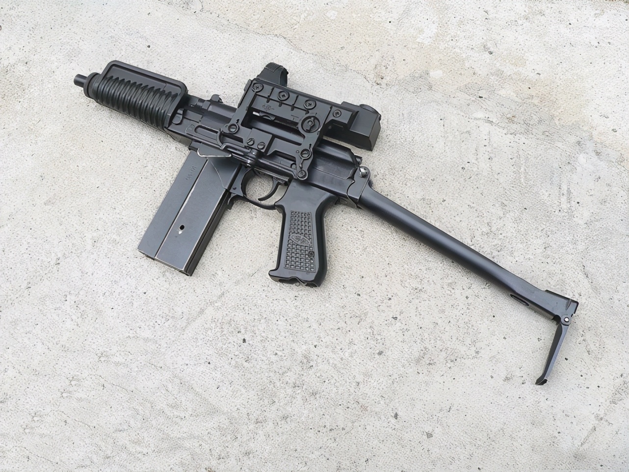 现代特种兵用的枪真枪,北极熊特战部队枪械