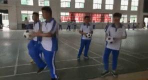 足球创意舞蹈,足球舞蹈不错的创意