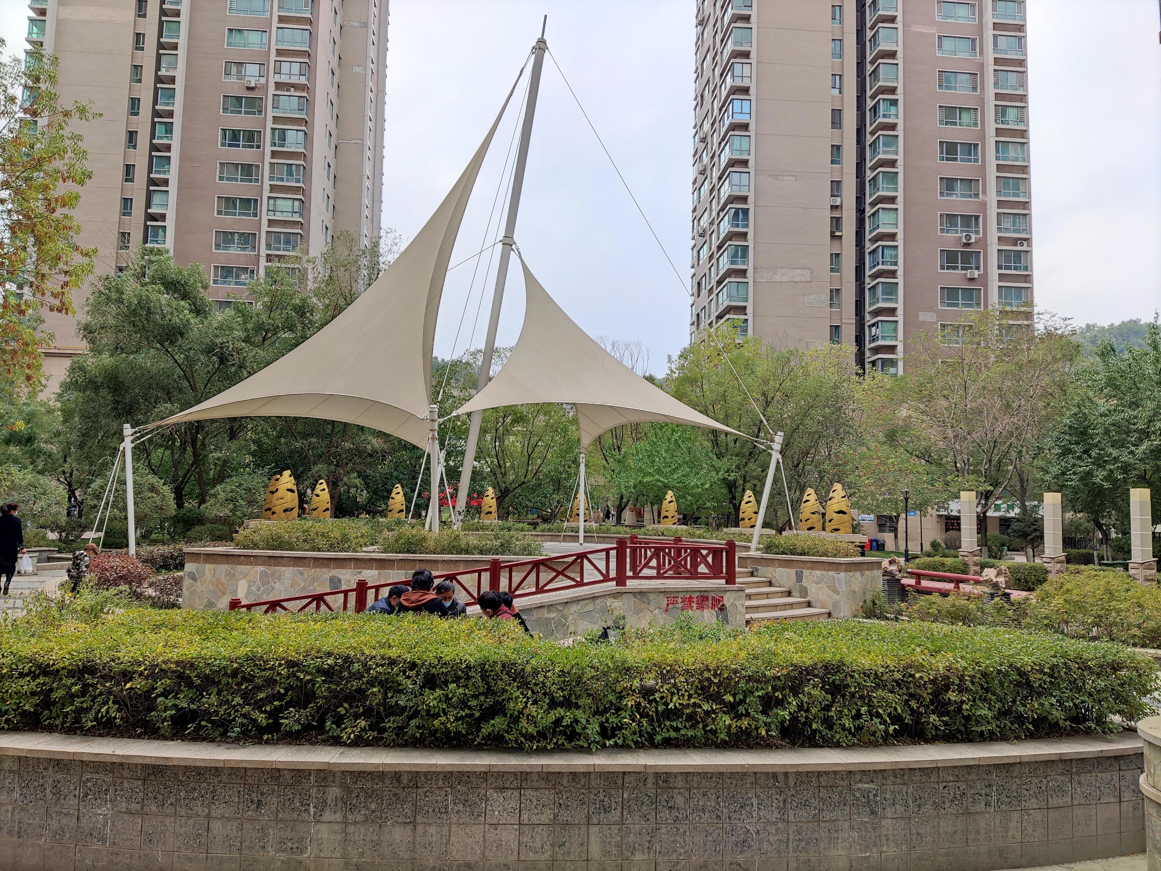 乌鲁木齐市南湖绿化广场附近小区,乌鲁木齐绿化最好的公园