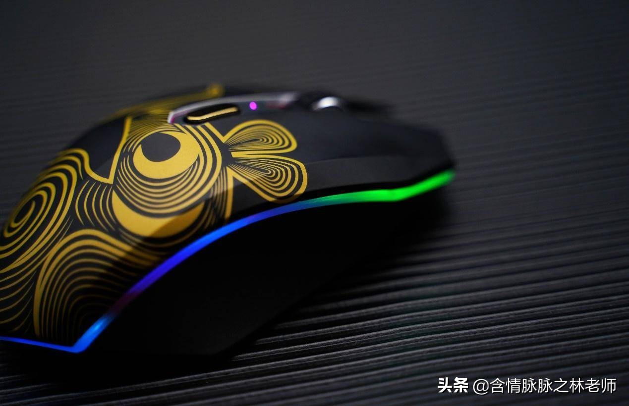 达尔优牧马人lm125跟em915哪个好,达尔优牧马人鼠标em915kbs五代黑色