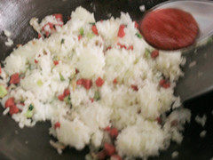 家常版蛋包饭的做法,蛋包饭美食教学