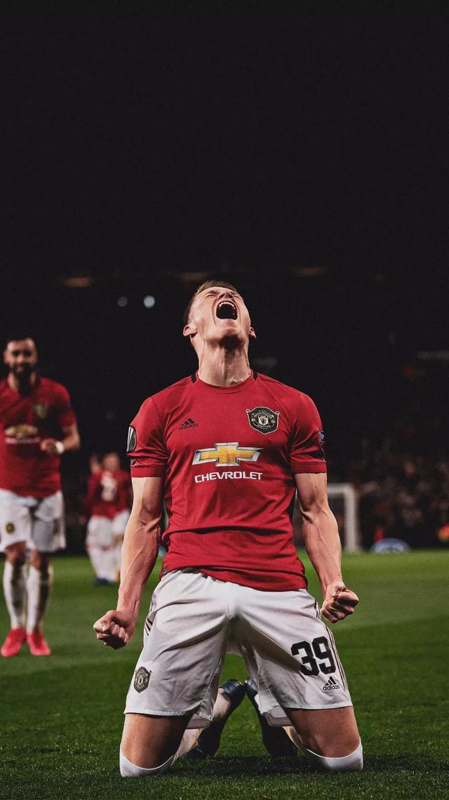 麦克托米奈绝杀布伦特福德,曼联麦克托米奈梅开二度